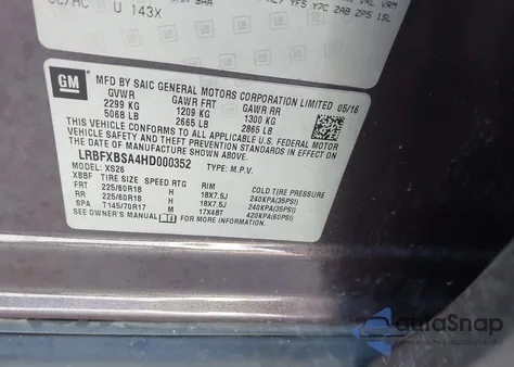 2017 Buick Envision Essence z USA, uszkodzony, nr VIN LRBFXBSA4HD000352